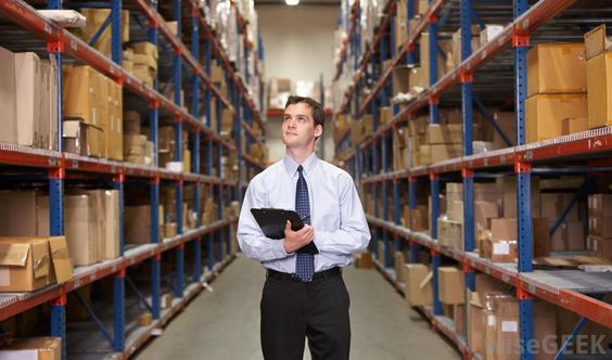 Admin Gudang: Peran, Fungsi, Tugas, Tanggung Jawab, dan Pentingnya dalam Manajemen Logistik