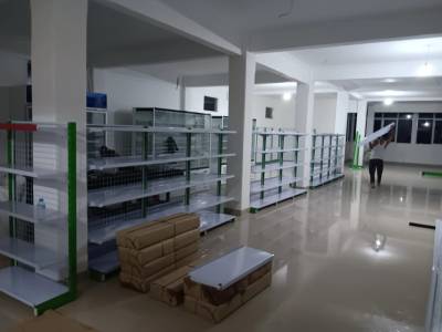 PEMASANGAN RAK MINIMARKET GONDOLA MURAH ECO-100 DI PELABUHAN RATU – SUKABUMI
