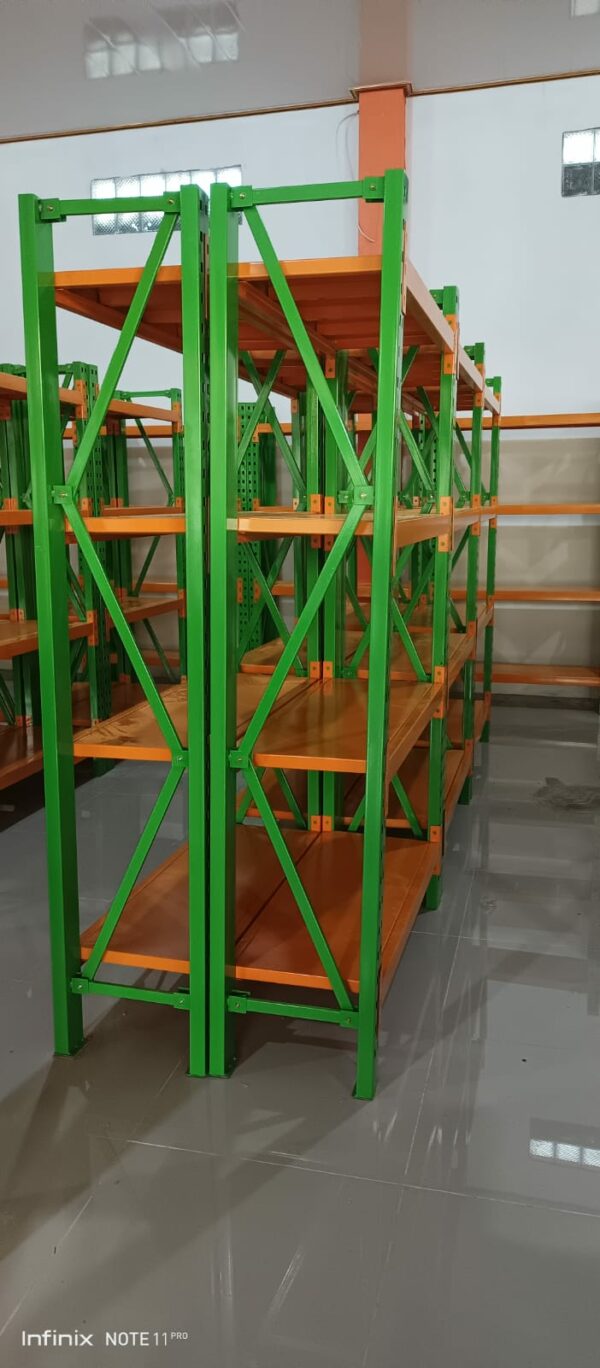 RAK BESI GUDANG MEDIUM TIPE ZA-300 – KAPASITAS 300 KG / SUSUN SHELVING (TOTAL 1,2 TON / UNIT): Solusi Rak Serbaguna & Tangguh untuk Gudang Skala Menengah – RAJA RAK INDONESIA