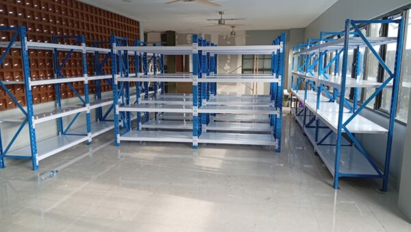 RAK BESI GUDANG MEDIUM TIPE ZA-300 – KAPASITAS 300 KG / SUSUN SHELVING (TOTAL 1,2 TON / UNIT): Solusi Rak Serbaguna & Tangguh untuk Gudang Skala Menengah – RAJA RAK INDONESIA