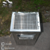 TEMPAT SAMPAH STAINLESS KOTAK DENGAN ASBAK ATAS, Ukuran 30 × 24 × 66 cm – Jual ke Seluruh Indonesia